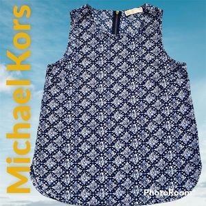 Michael Kors Sleeveless blouse with Scoops Neck Size M